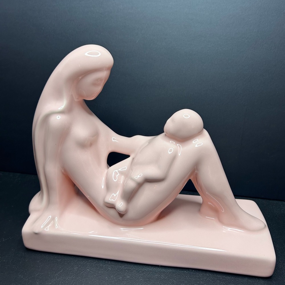 Sculpture Vintage Royal Haeger Pottery Mother & Child - baby pink